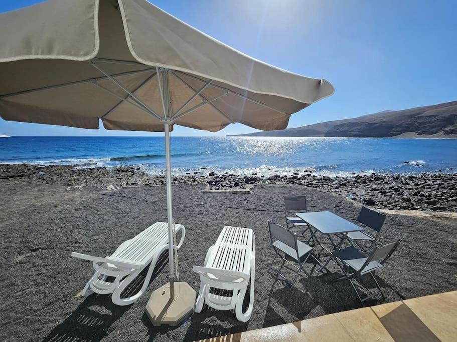 Casa Playa Quemada Junto Al Mar Villa Kültér fotó